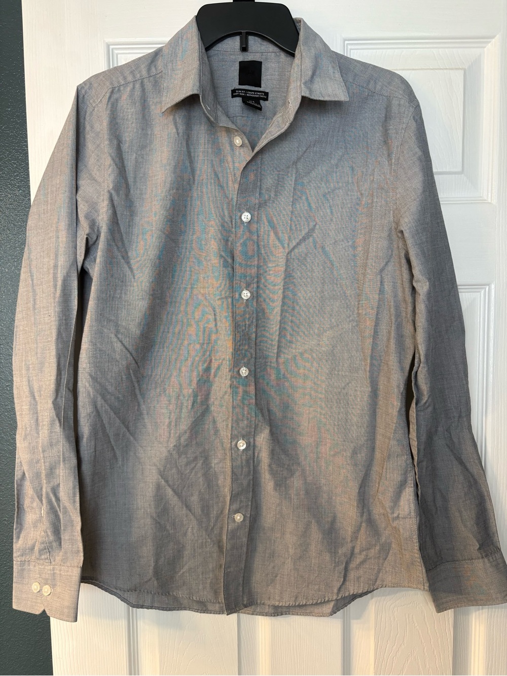 ⭐️5/$15! H&M Slim Fit Men's Classic Long-Sleeve Button-Down Shirt - Lightweight